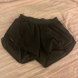 Lululemon Hotty Hots 4”